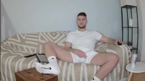 Snapshot of englishladxxx chatting on 5, 4, 2026 Englishladxxx online show from 5, 4, 2026
