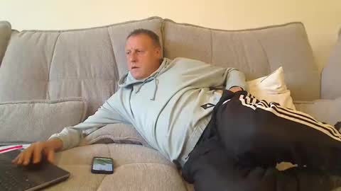 Snapshot of enjooy555 chatting on 7, 11, 2025 xxxTomxxx online show from 7, 11, 2025