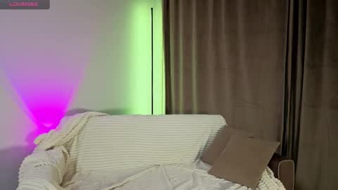 Snapshot of enjoyeverymoment_ chatting on 26, 9, 2025 enjoyeverymoment_ online show from 26, 9, 2025