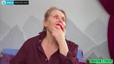 Snapshot of enjoymomentsunshine chatting on 2, 2, 2026 Angel-wife 53 yrs and Eruption- husband 39 yrs online show from 2, 2, 2026