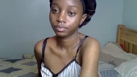 enkarxx online show from 10, 3, 2025