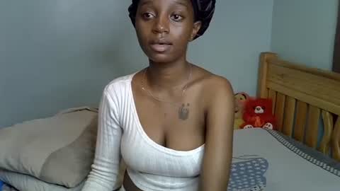 enkarxx online show from 11, 3, 2025