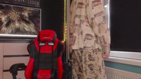 Enker online show from 4, 2, 2026