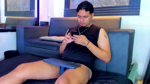 Snapshot of enrique_villa23 chatting on 21, 9, 2025 enrique online show from 21, 9, 2025