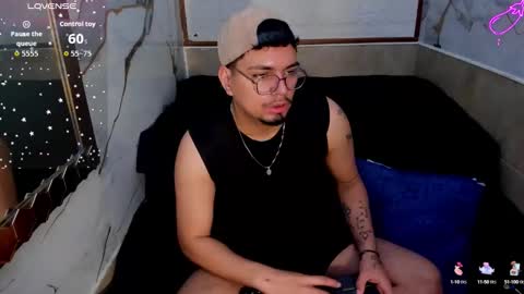 Snapshot of enrique_villa23 chatting on 6, 10, 2025 enrique online show from 6, 10, 2025