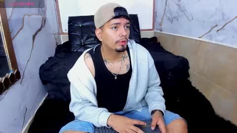 Snapshot of enrique_villa23 chatting on 20, 10, 2025 enrique online show from 20, 10, 2025