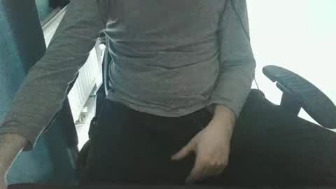 Snapshot of enriquexxx21xxx chatting on 18, 4, 2026 enriquexxx21xxx online show from 18, 4, 2026