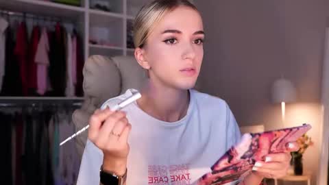 entya online show from 11, 9, 2025