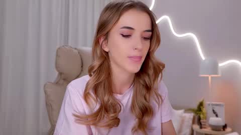 Snapshot of entya chatting on 13, 1, 2026 entya online show from 13, 1, 2026