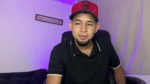 Snapshot of enyel_100 chatting on 5, 2, 2026 enyel_100 online show from 5, 2, 2026