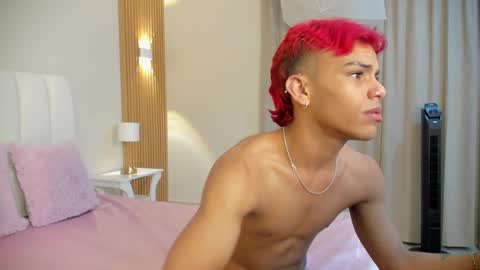 Snapshot of enzo_carter chatting on 1, 10, 2025 enzo_carter online show from 1, 10, 2025