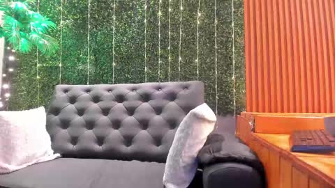Snapshot of enzo_carter chatting on 9, 10, 2025 enzo_carter online show from 9, 10, 2025