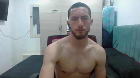 enzo_savage online show from 25, 11, 2025