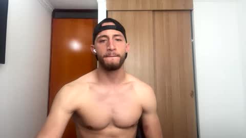 enzo_savage online show from 11, 4, 2026