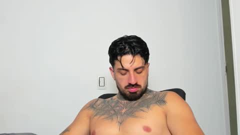 Enzo Aren online show from 4, 11, 2025