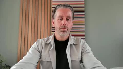 Snapshot of enzoenzo7 chatting on 15, 4, 2026 Enzos Massive Cock online show from 15, 4, 2026