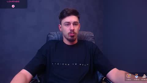 Snapshot of enzorace chatting on 3, 12, 2025 EnzoRace online show from 3, 12, 2025