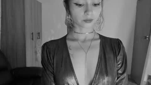 Snapshot of ephemeral_hot chatting on 29, 3, 2026 Leyla online show from 29, 3, 2026