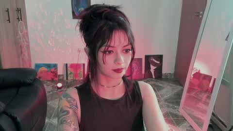 Snapshot of ephemeral_hot chatting on 13, 5, 2026 Leyla online show from 13, 5, 2026