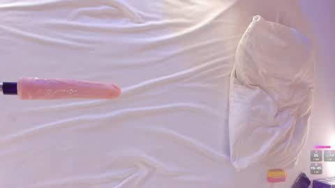 Snapshot of epic_girls chatting on 16, 2, 2025 WelcomeUse my tipmenu and invite me in private show online show from 16, 2, 2025