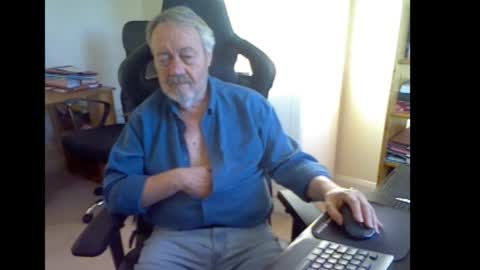 Snapshot of erasmus_d chatting on 21, 3, 2026 erasmus_d online show from 21, 3, 2026