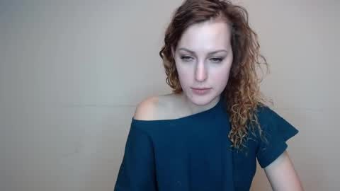 Erdbeeren mit Sahne online show from 10, 12, 2024