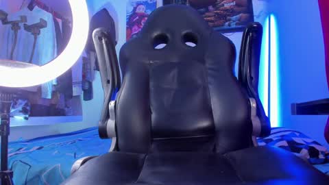 Tht BOSS Eren online show from 9, 1, 2025