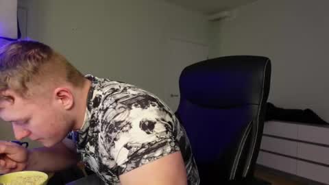    online show from 23, 10, 2025