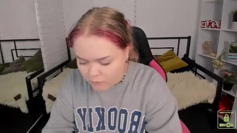 erica_love_ online show from 11, 10, 2025