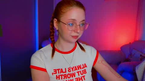 Snapshot of erica_nelson chatting on 19, 4, 2026 Erica 3 online show from 19, 4, 2026