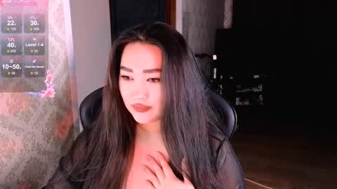 Snapshot of erica_wayne chatting on 5, 3, 2026 Erica Wayne online show from 5, 3, 2026