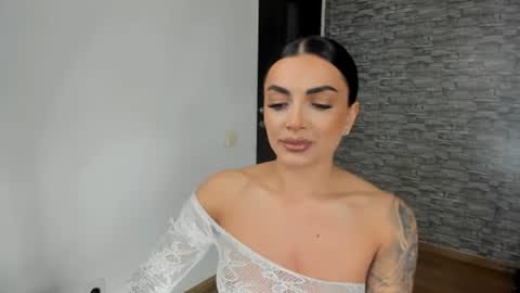 Snapshot of erica_xoo chatting on 19, 6, 2026 Riaaa online show from 19, 6, 2026