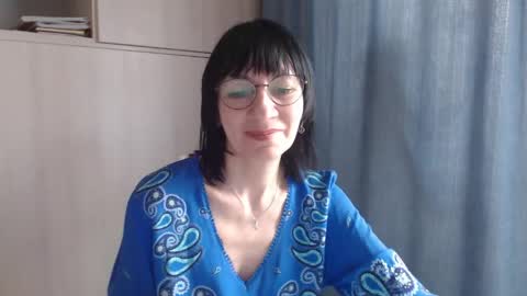 ericablack8 online show from 17, 4, 2026