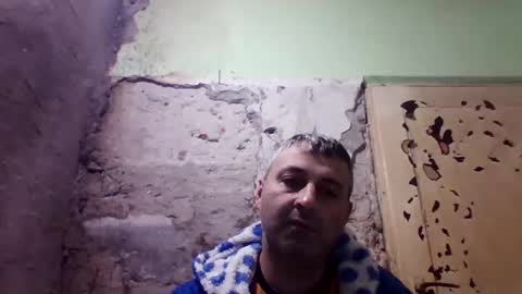 Snapshot of ericboy32 chatting on 21, 12, 2025 eric online show from 21, 12, 2025