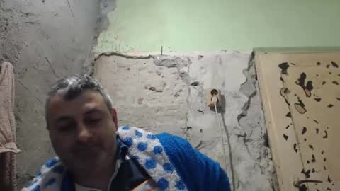 Snapshot of ericboy32 chatting on 29, 4, 2026 eric online show from 29, 4, 2026