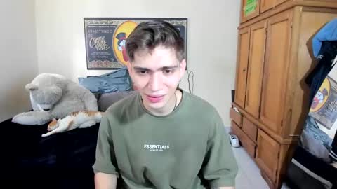 Snapshot of erick_de_rossee chatting on 24, 4, 2026 erick_de_rossee online show from 24, 4, 2026