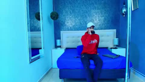 Snapshot of erick_zhimerman chatting on 12, 10, 2025 online show from 12, 10, 2025