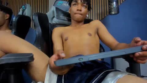 Snapshot of erickcarmack chatting on 4, 2, 2025 Erick online show from 4, 2, 2025