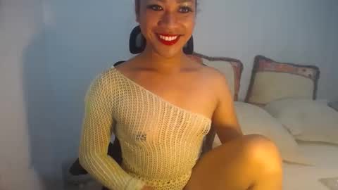 Snapshot of erika_madrigal chatting on 28, 12, 2024 erika_madrigal online show from 28, 12, 2024