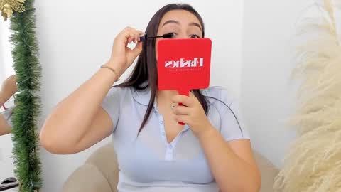 Erika Mendez online show from 27, 12, 2024