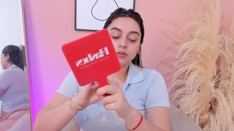 Erika Mendez online show from 7, 2, 2025