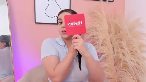 Erika Mendez online show from 19, 2, 2025