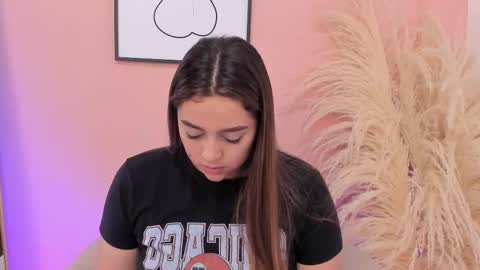 Erika Mendez online show from 21, 2, 2025