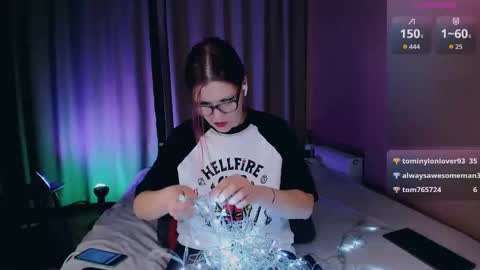 Erika online show from 4, 12, 2025