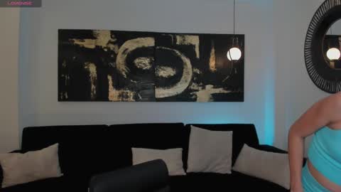 Erika Benz online show from 15, 2, 2025