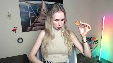 Snapshot of erikagavin chatting on 14, 1, 2026 Erika online show from 14, 1, 2026