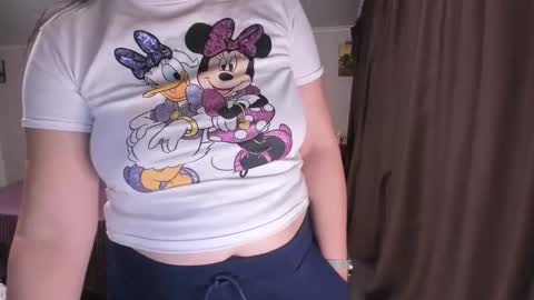 Snapshot of erikagold chatting on 16, 4, 2026 ErikaGold online show from 16, 4, 2026