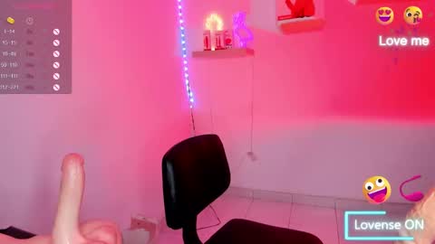 Snapshot of erikamontiel chatting on 14, 12, 2024 Erika online show from 14, 12, 2024
