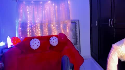 Snapshot of erikamontiel chatting on 16, 2, 2025 Erika online show from 16, 2, 2025