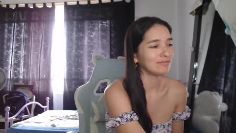 erina_1 online show from 27, 11, 2025